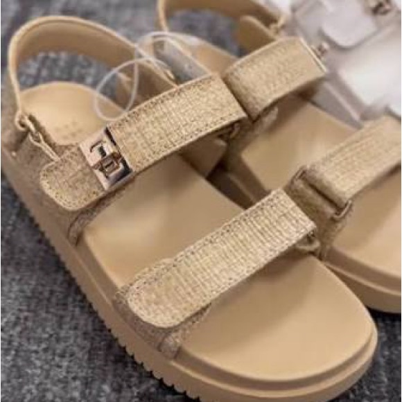 A New Day Jonie Sandals - Picture 2 of 2